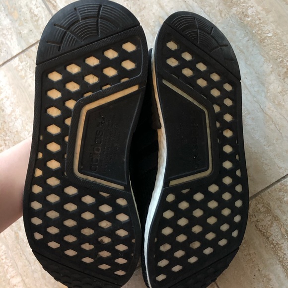 Women's Pink/White/Black R2 NMD's - Picture 3 of 4